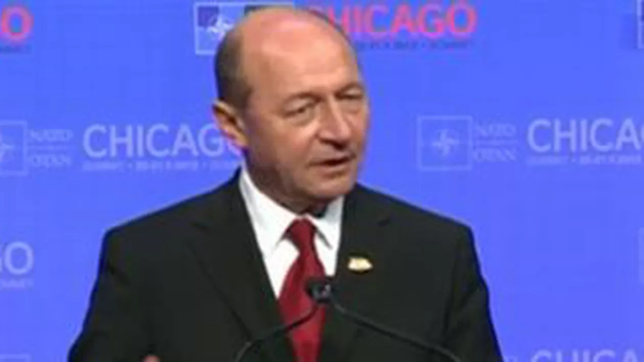Traian Băsescu, la Summit-ul NATO: România şi-a anunţat o participare financiară în Afganistan, pe 3 ani. Nu am precizat suma