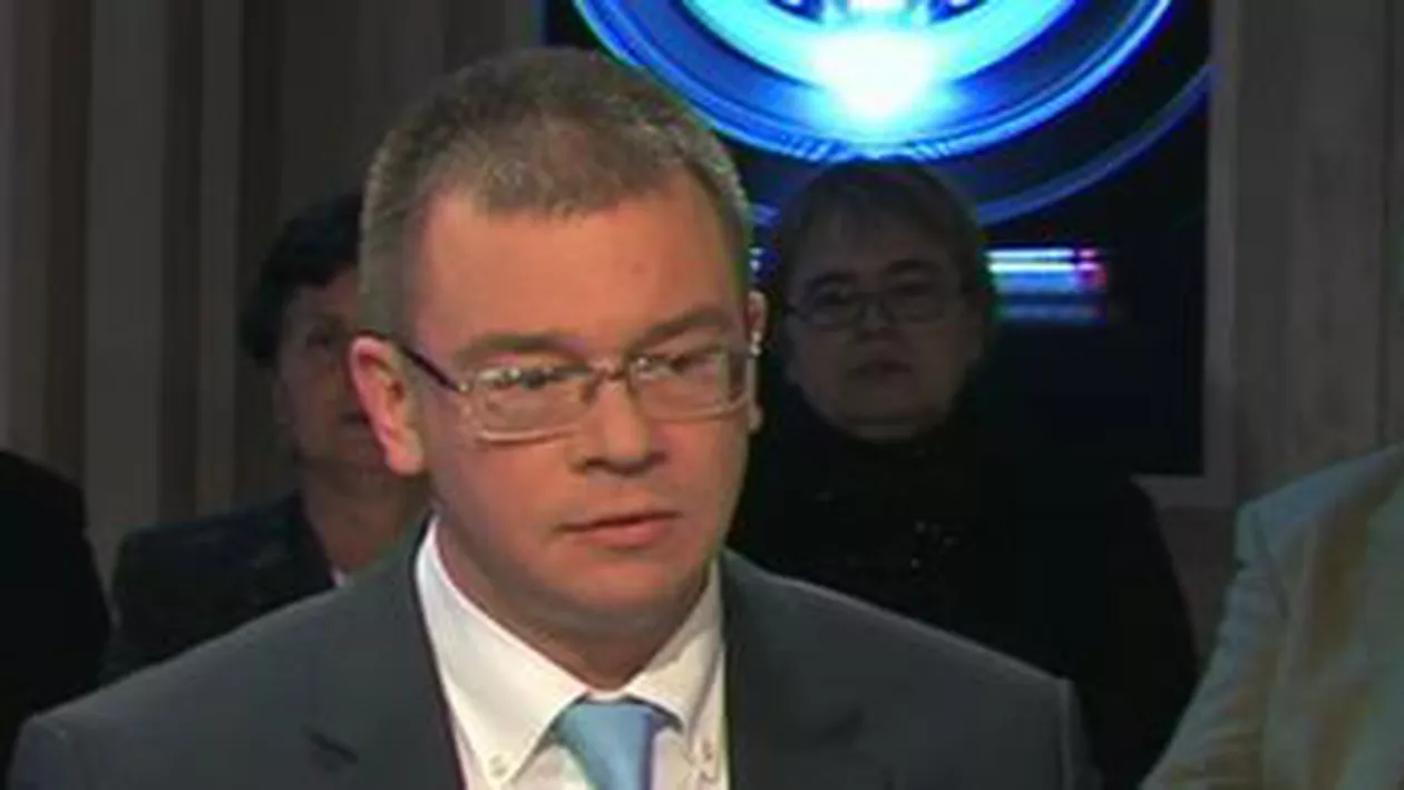 Mihai Răzvan Ungureanu: Miza noastră era reîntregirea salariilor până la 1 iunie, prin mărirea lor cu 16%