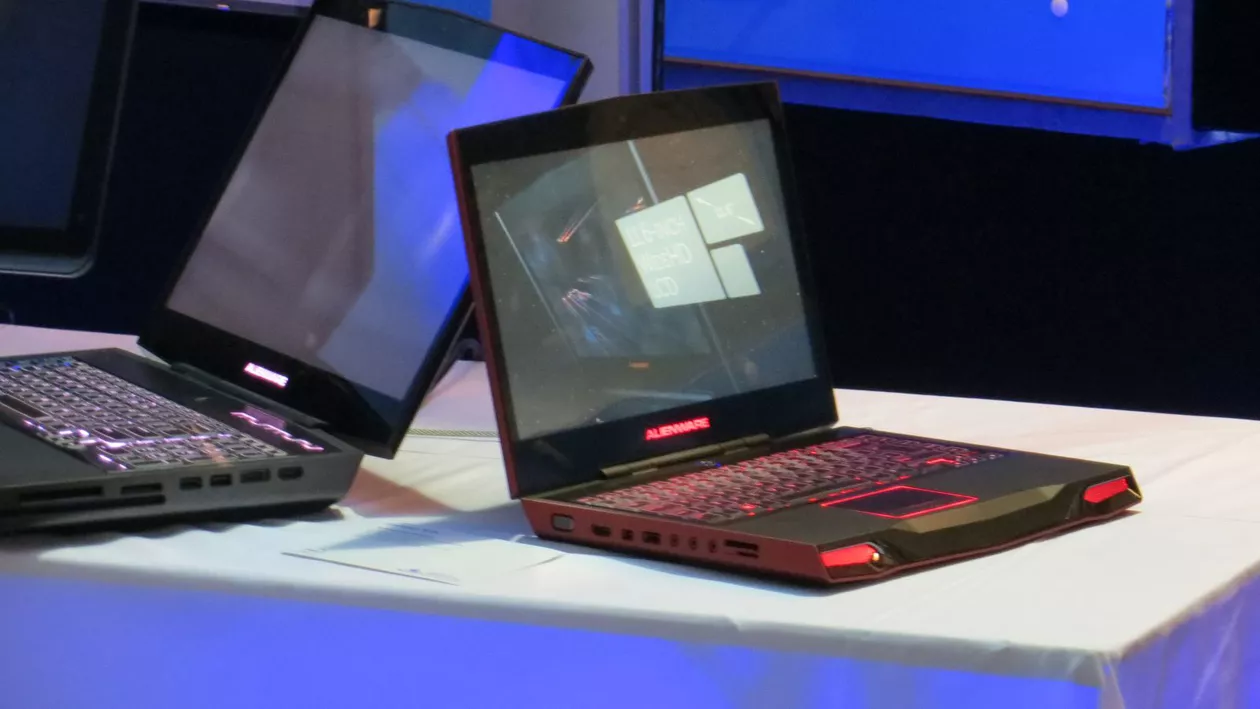 Dell a adus în România noul ultrabook XPS 13 alături de notebook-ul XPS 15 (FOTO)