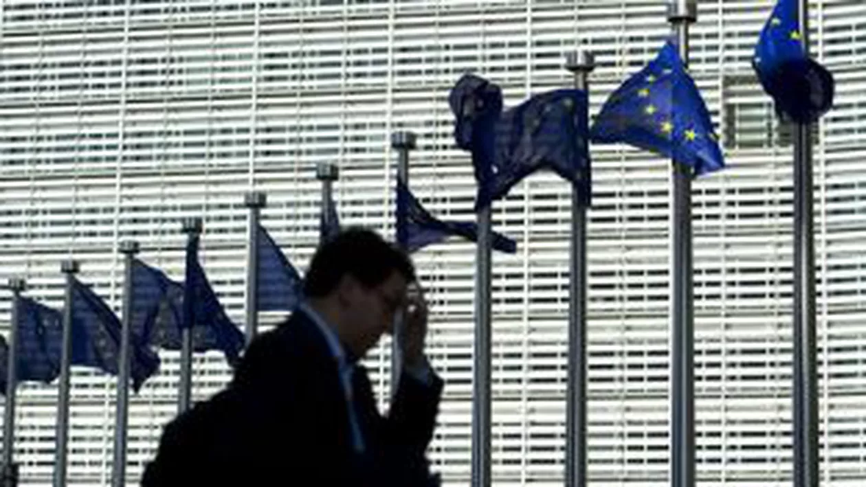 UE vrea ca fondul de urgenţă permanent al zonei euro să devină operaţional de la 9 iulie