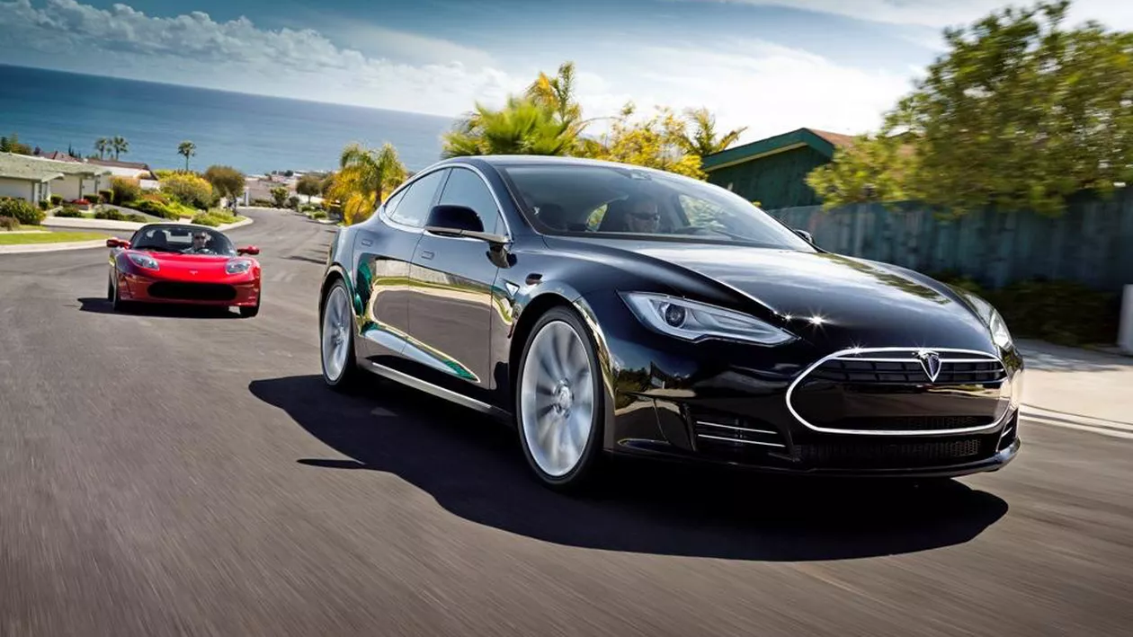Tesla livrează discret primul Model S, înainte de prezentarea oficială a sedanului electric (VIDEO)