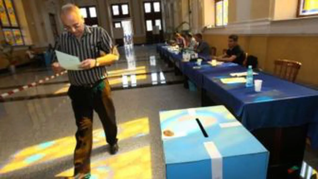 Examenul de Bacalaureat, amânat cu trei ore din cauza alegerilor locale
