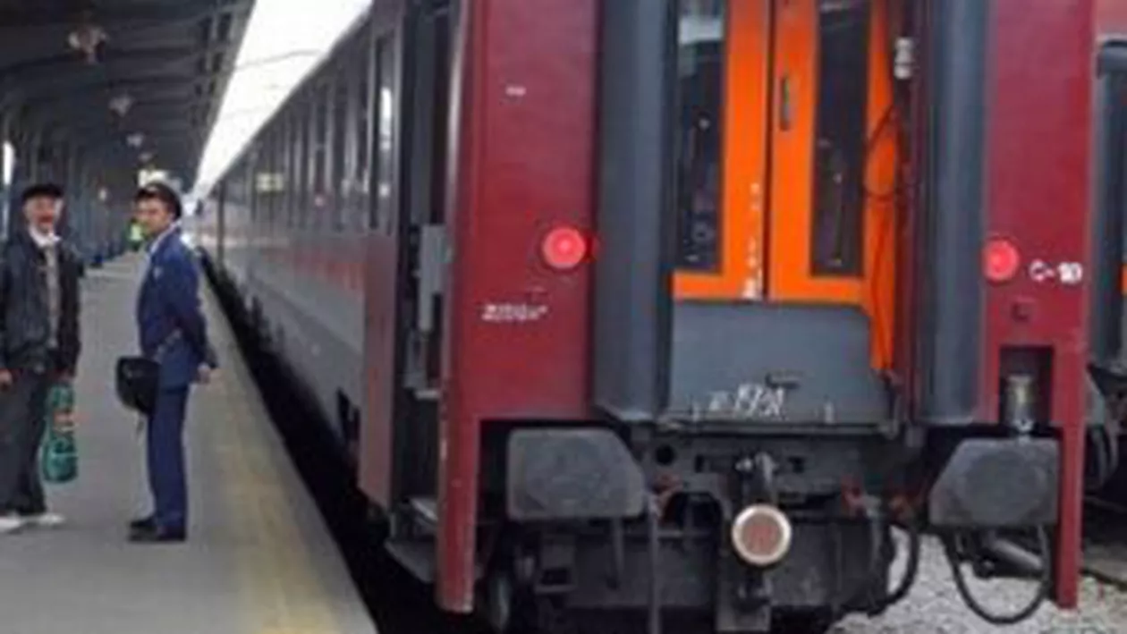 CFR a trecut la programul de vară: 18 trenuri noi vor fi puse la dispoziție călătorilor