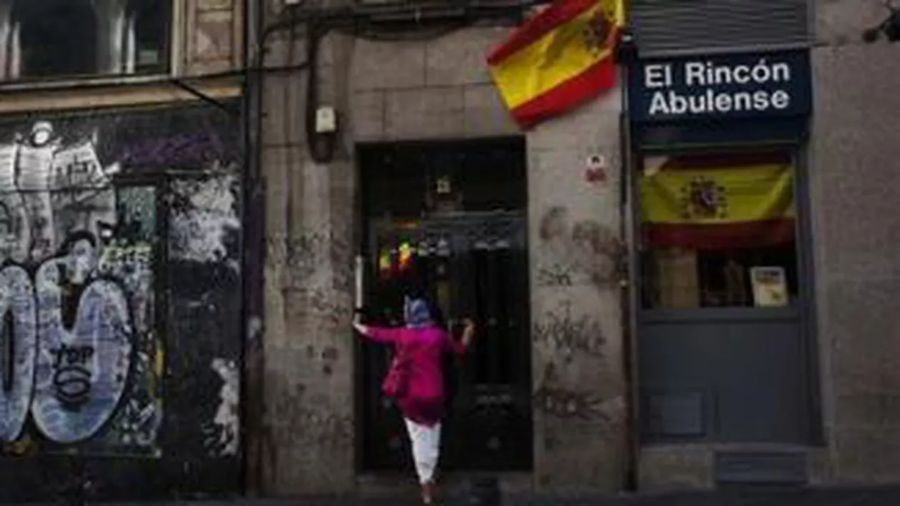 Ratingul Spaniei a ajuns la același nivel cu cel al României. Moody’s a retrogradat Spania și Cipru