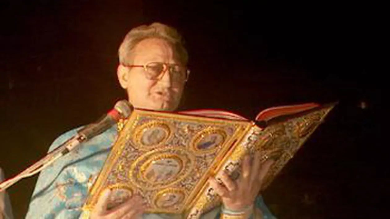 Un preot din Focșani a fost înjunghiat mortal în biserică. Poliția îl caută pe agresor