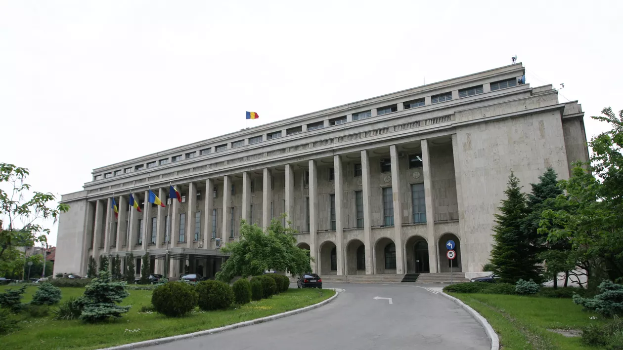 Kelemen Hunor, Verestóy Attila și Laszlo Borbely, prezenți la întâlnirea USL de la Palatul Victoria