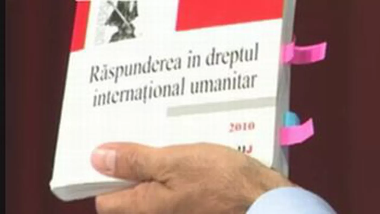Jurnalistul Robert Turcescu a prezentat dovada celui de-al treilea plagiat al premierului Victor Ponta (VIDEO)