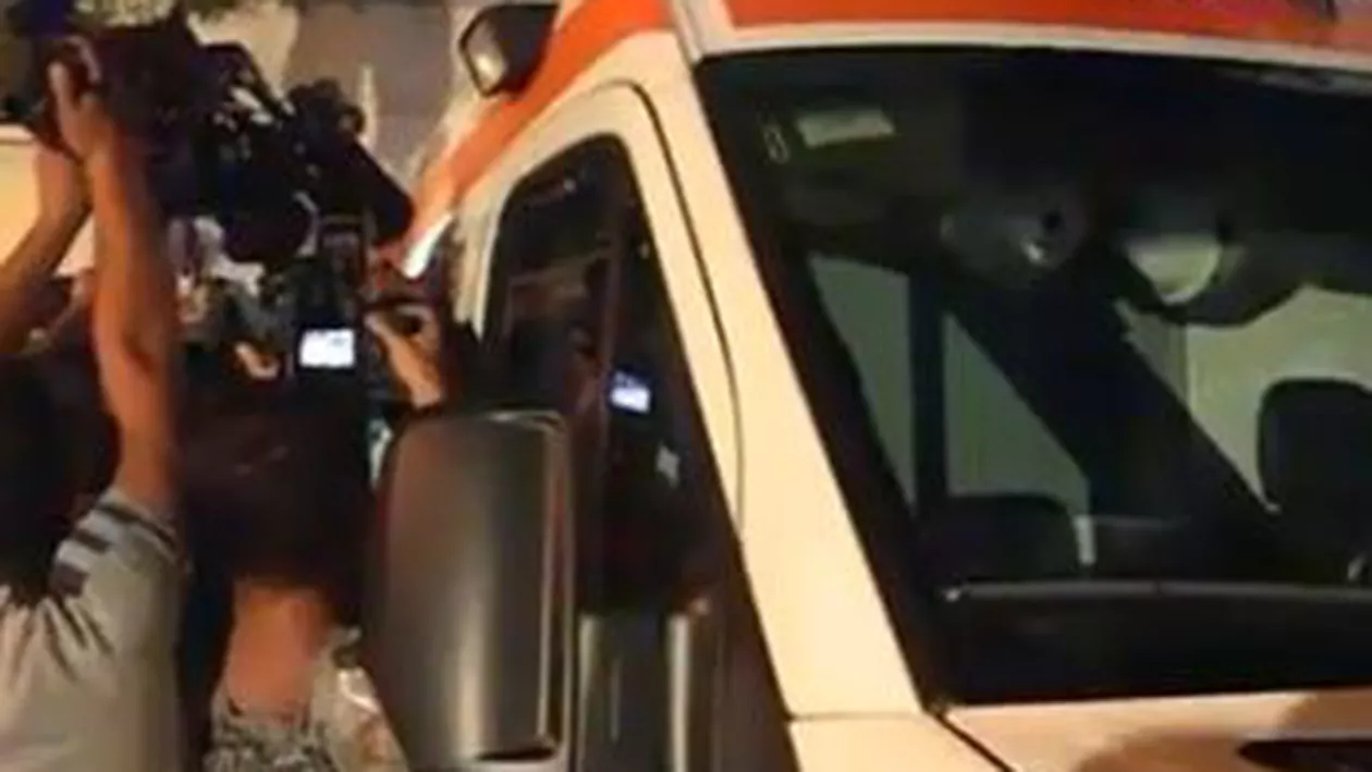 Adrian Năstase a fost transportat de urgență la Spitalul Floreasca. Fostul premier s-a împușcat în gât (VIDEO)