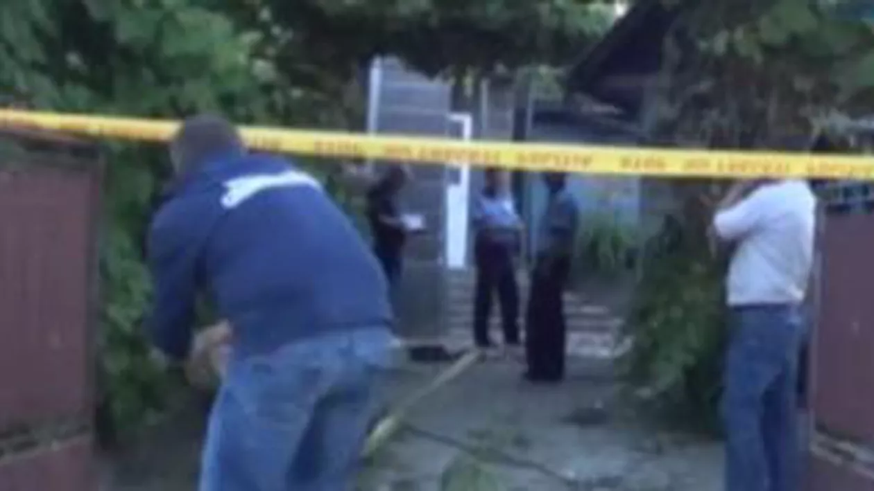 Explozie puternică într-un imobil din Dej: Se pare că un tânăr a încercat să se sinucidă lăsând gazul aprins