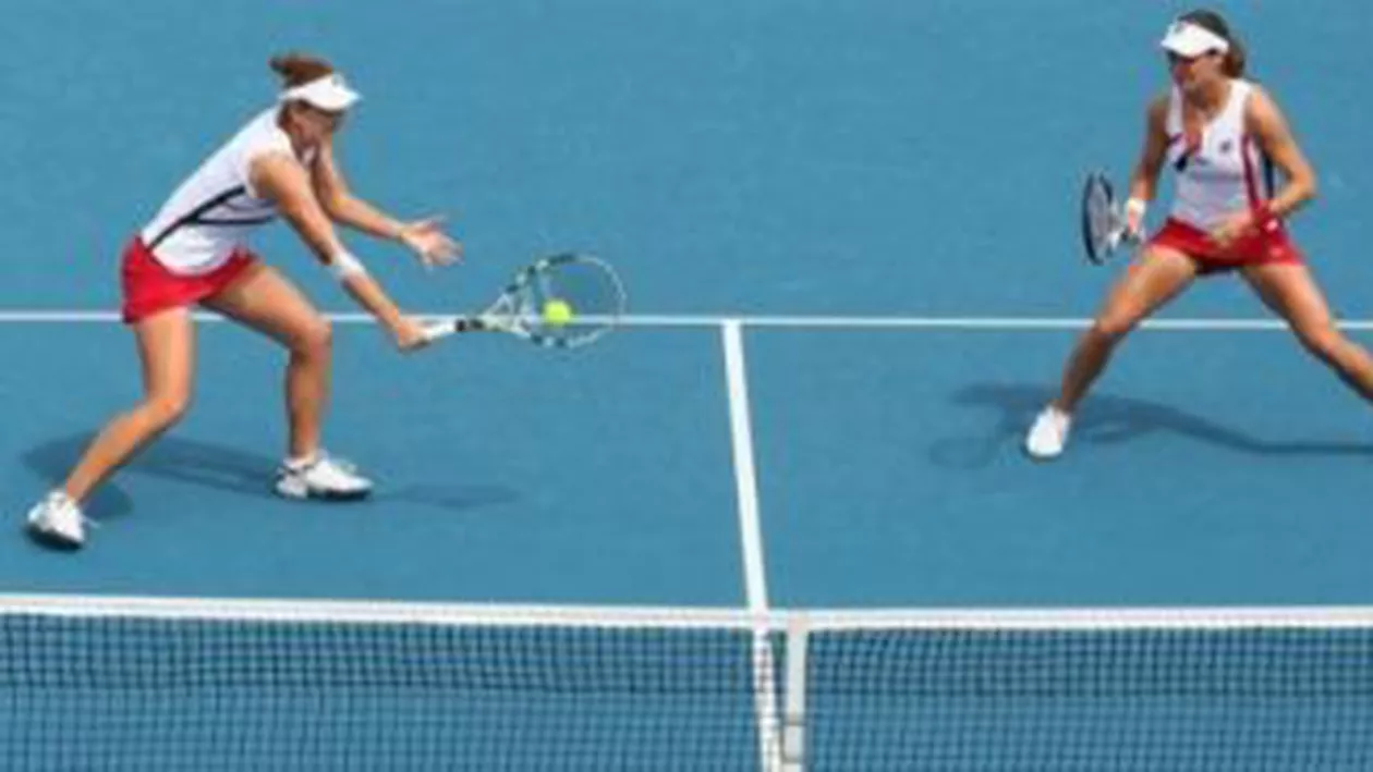 Perechea Begu/Niculescu a abandonat în turul doi la Wimbledon
