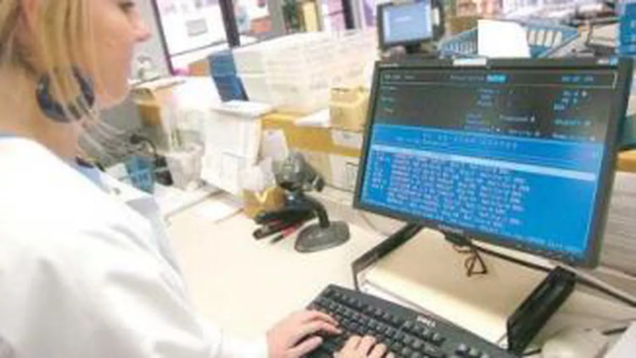 Rețetele electronice vor fi introduse de luni, însă vor funcționa în paralel cu cele clasice până la sfârșitul anului