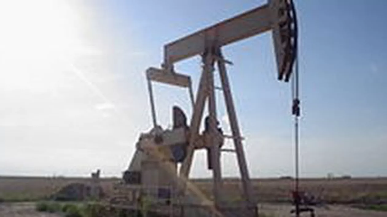 Sancţiunile UE împotriva Iranului ar putea genera cea mai mare perturbare a livrărilor de petrol după Libia