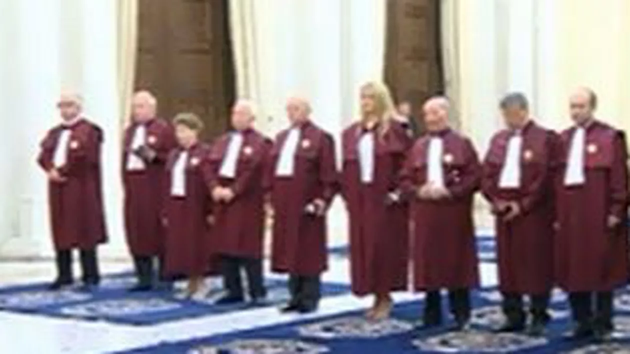 CC nu a dat un aviz clar pentru cererea de suspendare a lui Băsescu, deși s-a pronunțat pe fiecare din cele 7 capete de acuzare