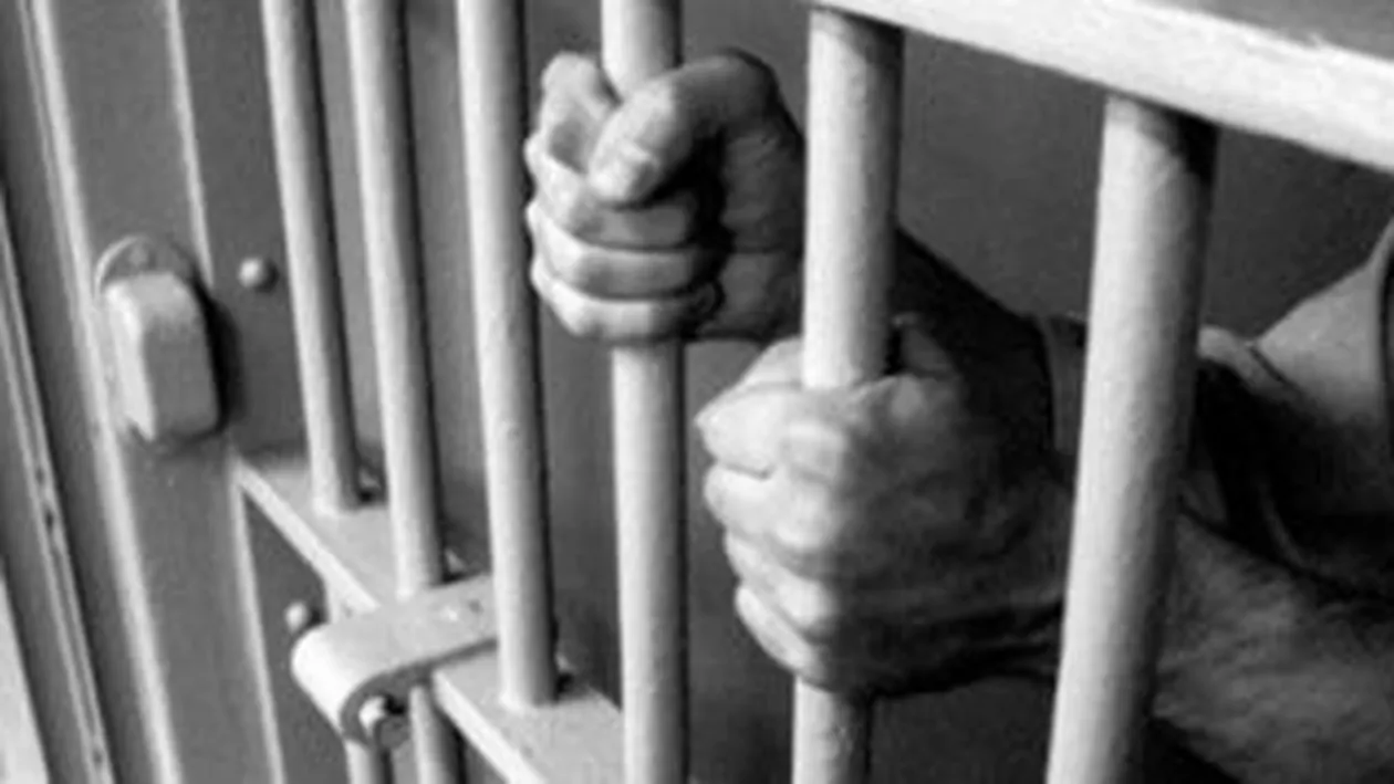 Un deţinut în vârstă de 39 de ani de la Penitenciarul Colibaşi s-a spânzurat