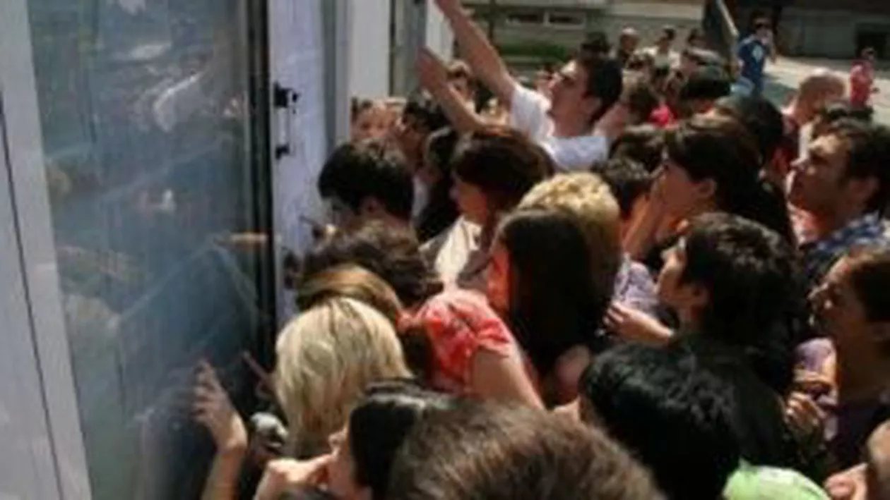 Rezultatele la examenul de bacalaureat au fost afișate: Doar 44% din elevii din București au promovat. Vezi situația în celelalte județe