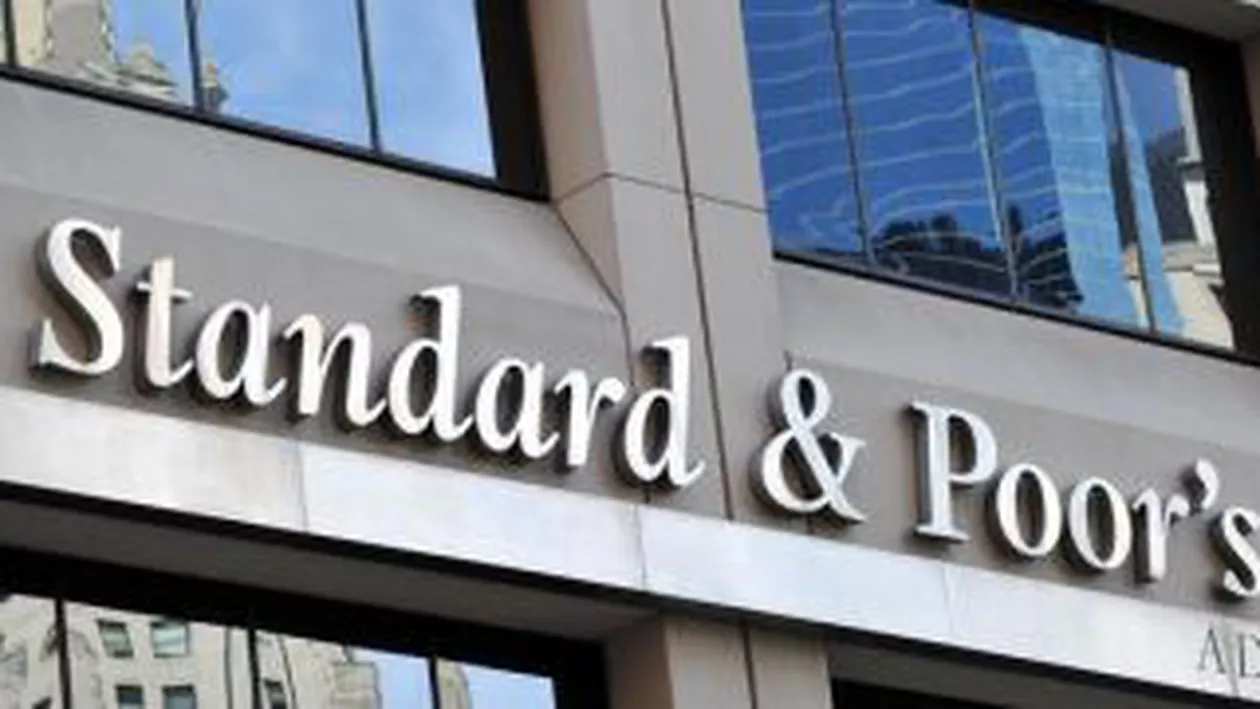 Standard & Poor’s: Riscul crescut al unei recesiuni în zona euro cere implementarea rapidă a mecanismului de supraveghere financiară