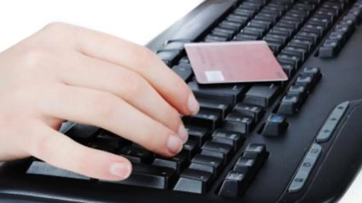 Plățile online cu cardul ar putea ajunge la 250 milioane euro, în creștere cu 25% față de 2011
