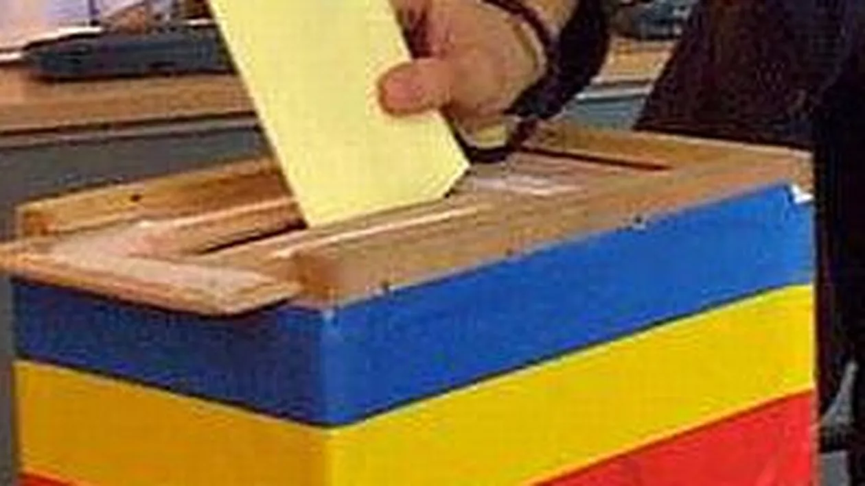 Parlamentul se reunește în ședință extraordinară marți și miercuri, pentru a discuta organizarea referendumului