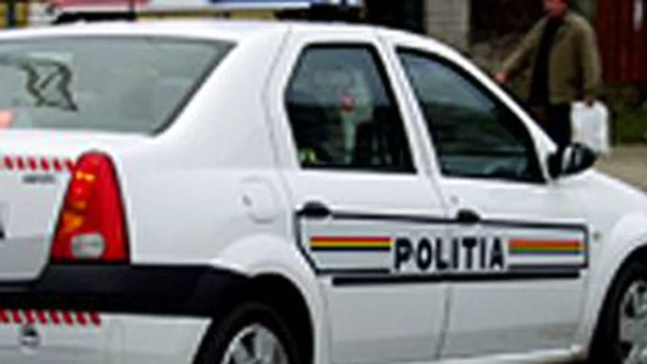 Timişoara: Un bărbat de 33 de ani, atacat în plină stradă cu bâtele de mai mulţi infractori