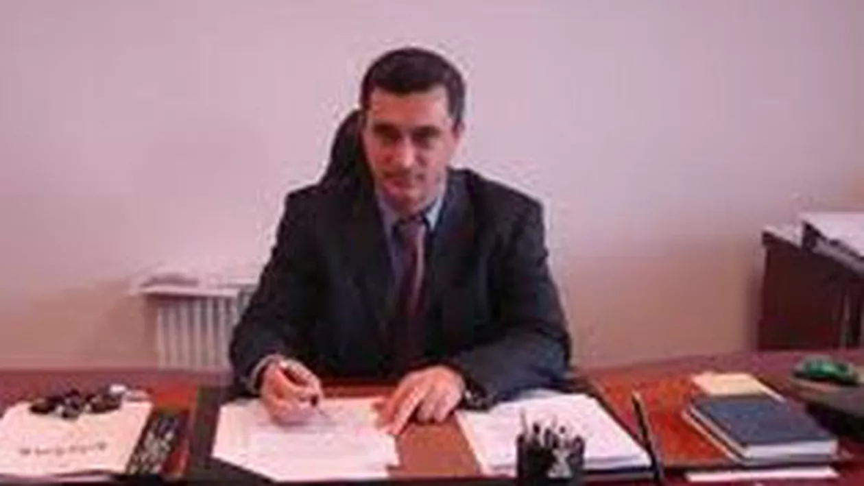Fostul primar al oraşului Buftea, trimis în judecată pentru că a luat mită un autoturism de 86.000 de euro