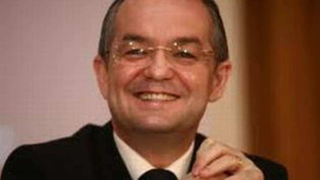 Emil Boc: Nu au existat discuții pentru repartizarea unei vile pentru președinte. Mi s-a refuzat dreptul la replică în fața lui Ponta