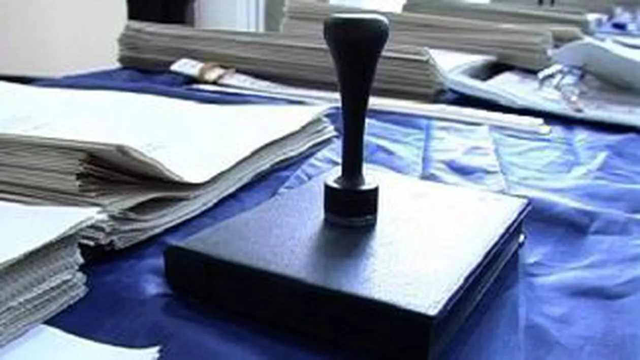 Prezența la vot la referendum în Exit Polluri: Operations Research - 44,01%; CCSB - 44%