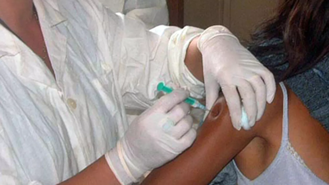 Vaccinurile făcute copiilor în școli, mutate la medicii de familie: Decizia pune în pericol viitoarea generație