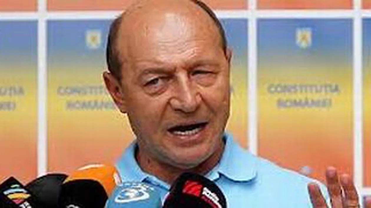 Traian Băsescu: Nu mă îngrijorează amânarea deciziei CCR. Le trebuie documente originale în dosare