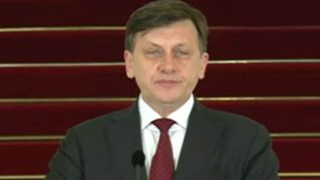 Puterea "confuziei": Cum încearcă Antonescu să convingă poporul cu televizorul, citând din „Lege” (VIDEO)