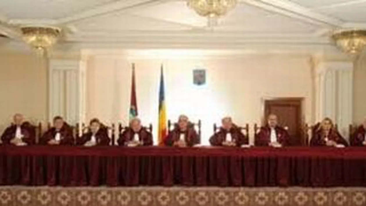 Curtea Constituţională discută posibilitatea de invalidare a referendumului cu o majoritate simplă