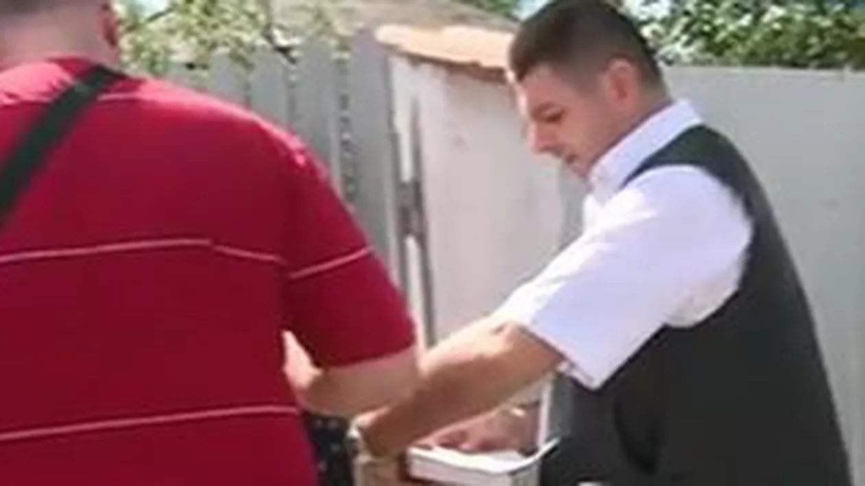 Vrancea: Procurorii efectuează verificările privind referendumul cu biblia în mână