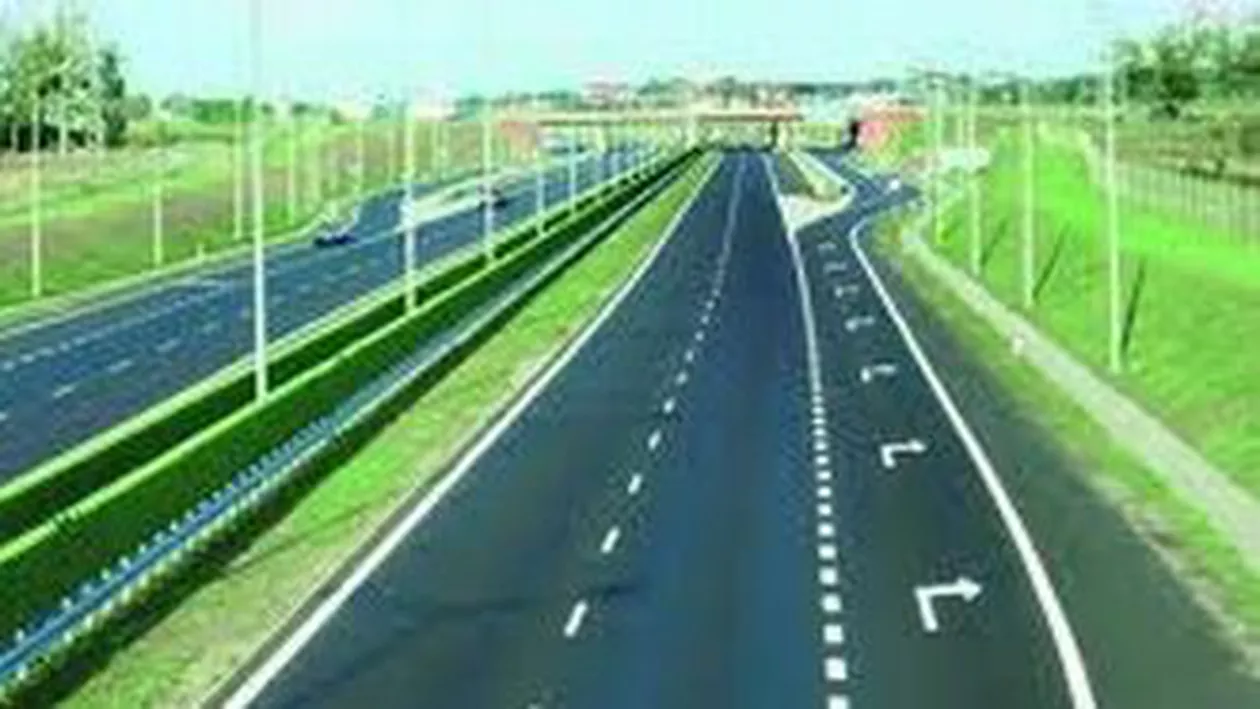 Circulaţie îngreunată pe autostrada A2, pe sensul spre Bucureşti, din cauza unor lucrări de curățare