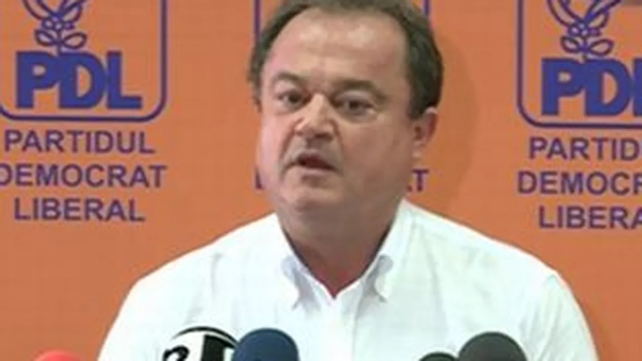 Vasile Blaga îi răspunde lui Ponta: Meseriile de chelner și de vameș sunt meserii onorabile, ca toate celelalte