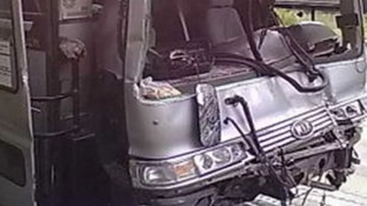 Un autocar cu turiști ucraineni s-a răsturnat în apropiere de Brăila: Cinci au fost răniți
