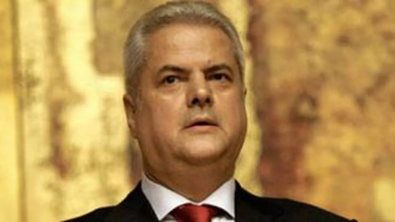Adrian Năstase ar putea fi adus luni la instanţa supremă, pentru contestaţiile din dosarele Mătușa Tamara şi Trofeul Calităţii