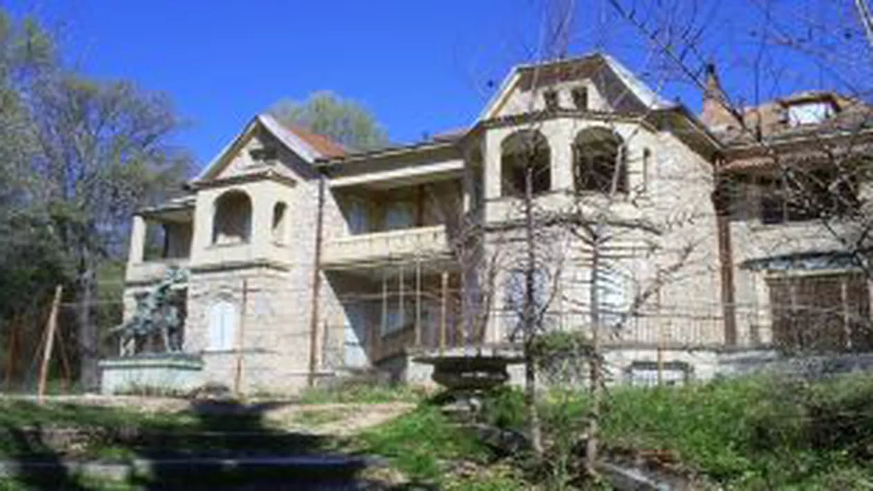 Grecia include un domeniu regal pe lista proprietăților care pot fi privatizate. Statul elen ar putea obține 150 de milioane de euro