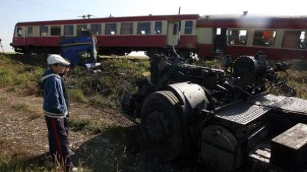 Valea Jiului: S-au răsturnat cinci vagoane încărcate cu 100 de tone de cărbune
