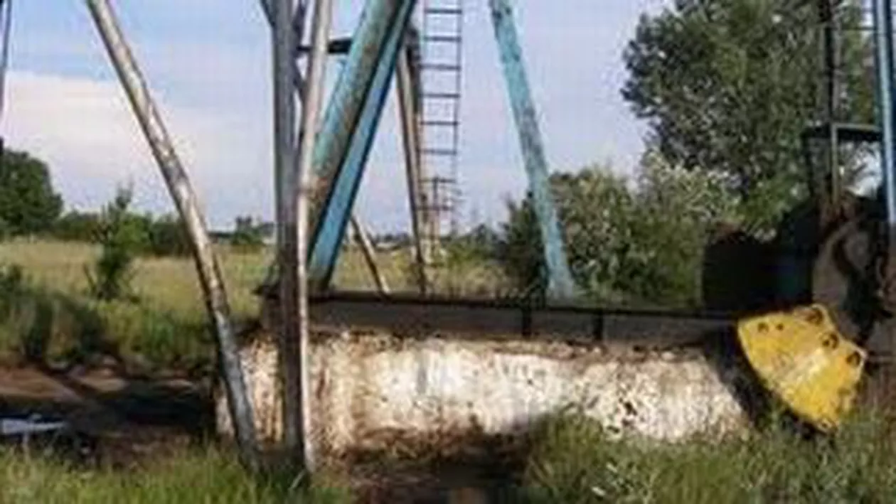 Viorel Comăniță și Sorin Blejnar, audiați în dosarul de evaziune cu produse petroliere. Interdicțiile de a părăsi țara, prelungite cu 30 de zile