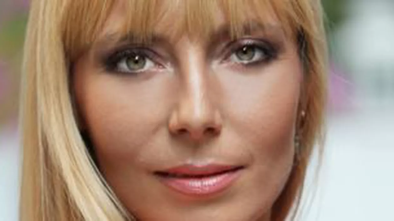 Roxana Iliescu îşi încheie, duminică, colaborarea cu postul de ştiri B1 TV