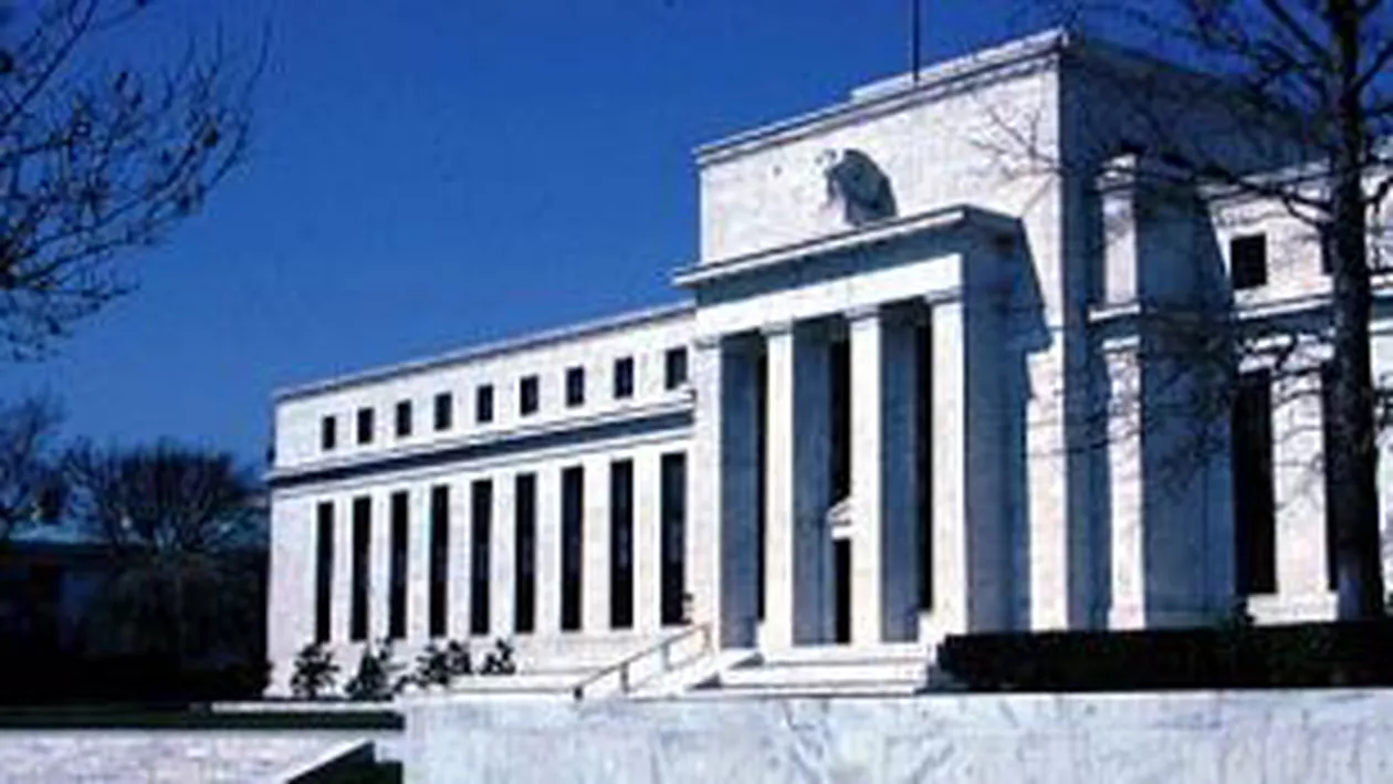 Fed majorează previziunile de creştere economică pentru SUA în 2013