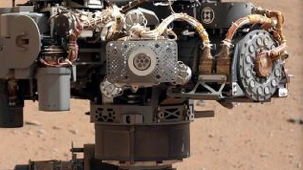 Curiosity a fotografiat o eclipsă pe Marte (FOTO)