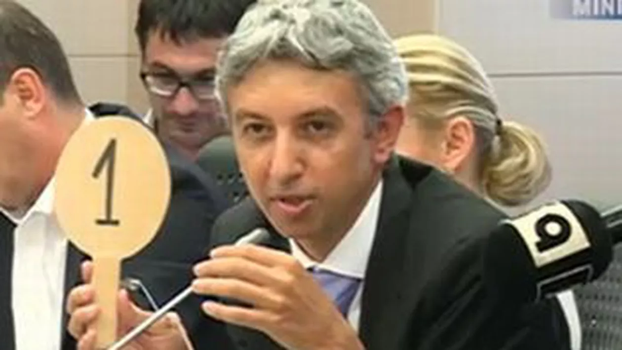 Dan Diaconescu a câștigat licitația pentru privatizarea Oltchim Râmnicu Vâlcea: Creanțele AVAS și Electrica nu se vând