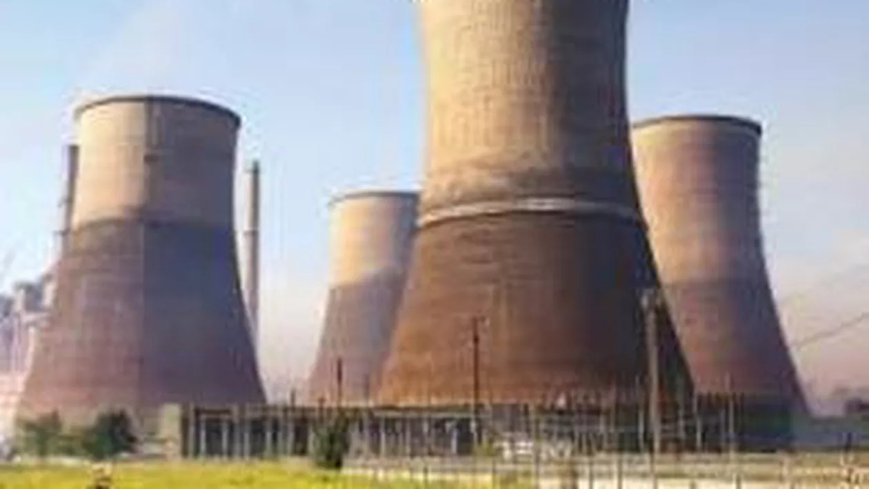 Mehedinți: Un nor de cenușă de la Termocentrala de la Halânga a acoperit cerul în dreptul mai multor localități