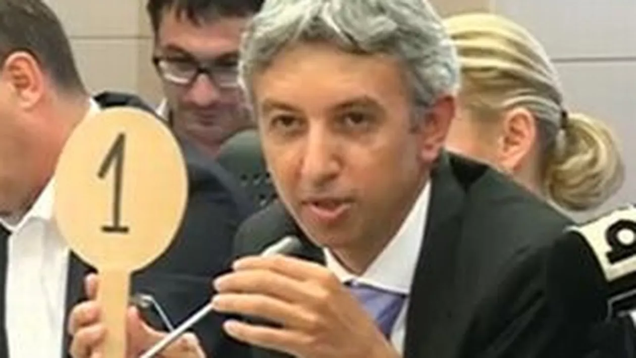Dan Diaconescu, așteptat luni dimineață la Ministerul Economiei pentru a semna contractul de privatizare al Oltchim