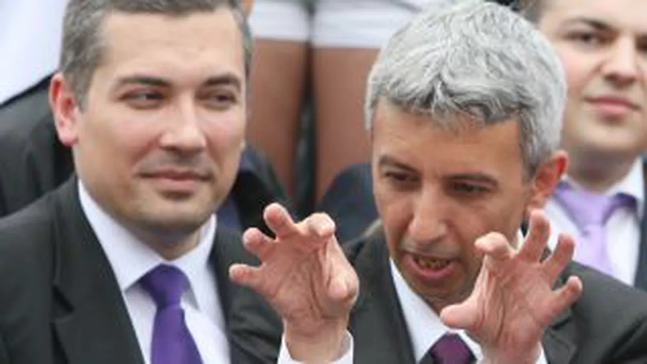 Dan Diaconescu a revenit în ţară: Nu pot ei închide combinate câte putem noi redeschide. Strângem fonduri pentru Tarom, CFR, Hidroelectrica