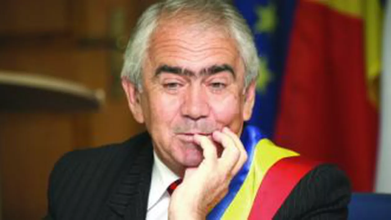 Primarul din Târgu Jiu, implicat într-un accident de mașină
