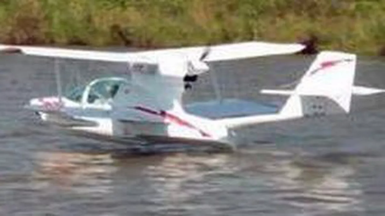 Hidroavion din al Doilea Razboi Mondial, căutat de scafandri în lacul Siutghiol