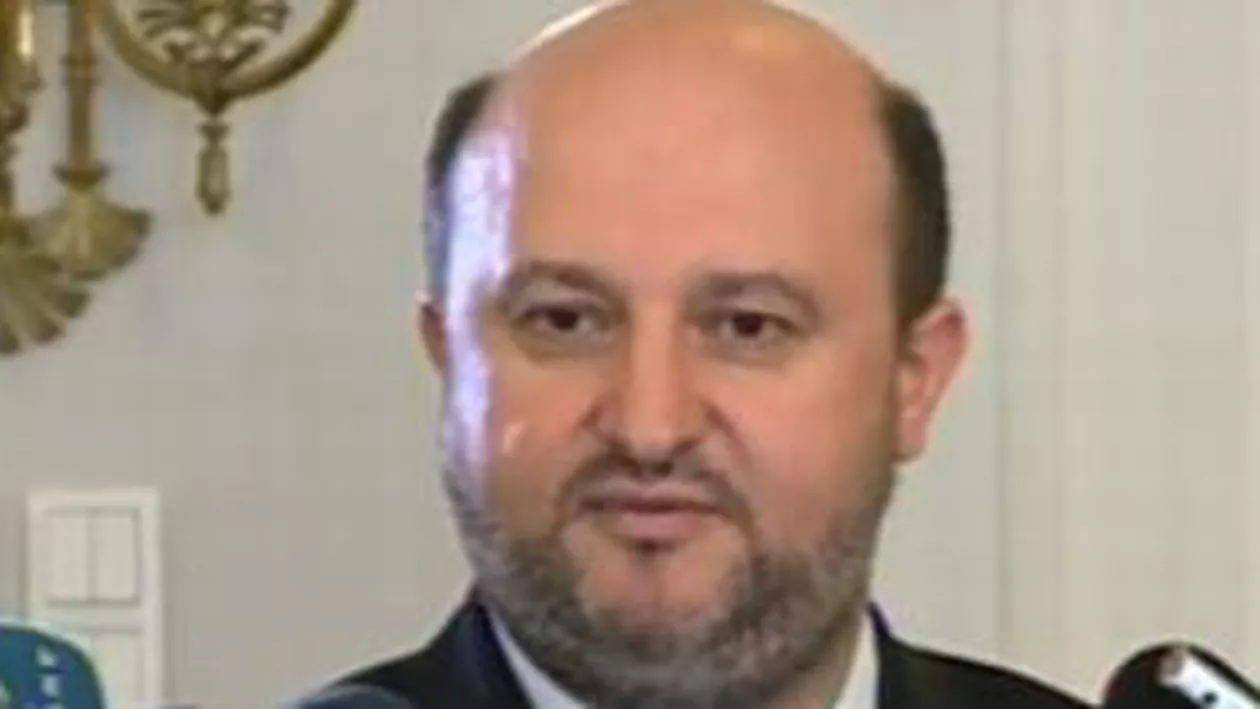 Daniel Chițoiu: Negociem cu băncile creditoare, să vedem cu ce sumă pot veni pentru repornirea activității la Oltchim