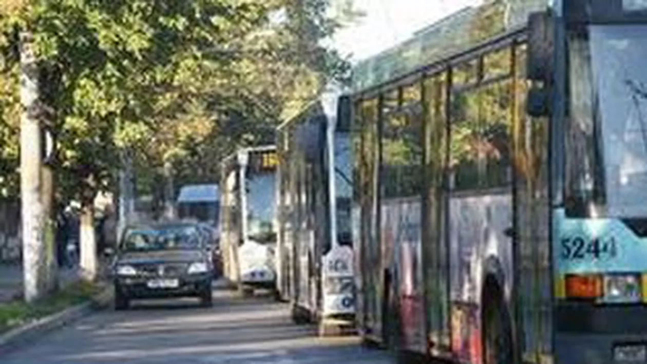 Adrian Câmpurean, membru în CA al RATB, va fi directorul Regiei, după demiterea lui Viorel Popescu