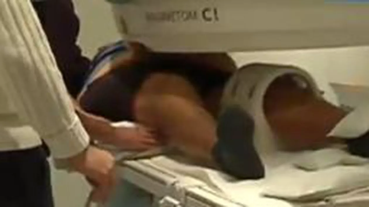 Baia Mare: RMN special pentru un pacient de 180 de kilograme